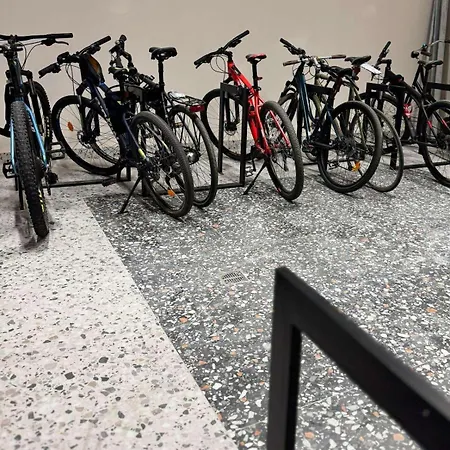 Lofty Nad Warta Lägenhet